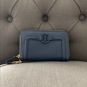 Tory Burch Wristlet